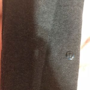 Dark gray leggings from lulu lemon